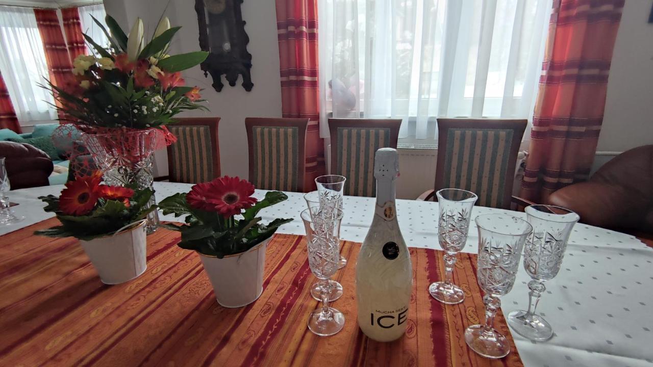 Holiday Home Moldava 외부 사진